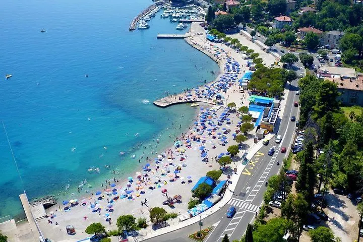 Apartments Ana Opatija