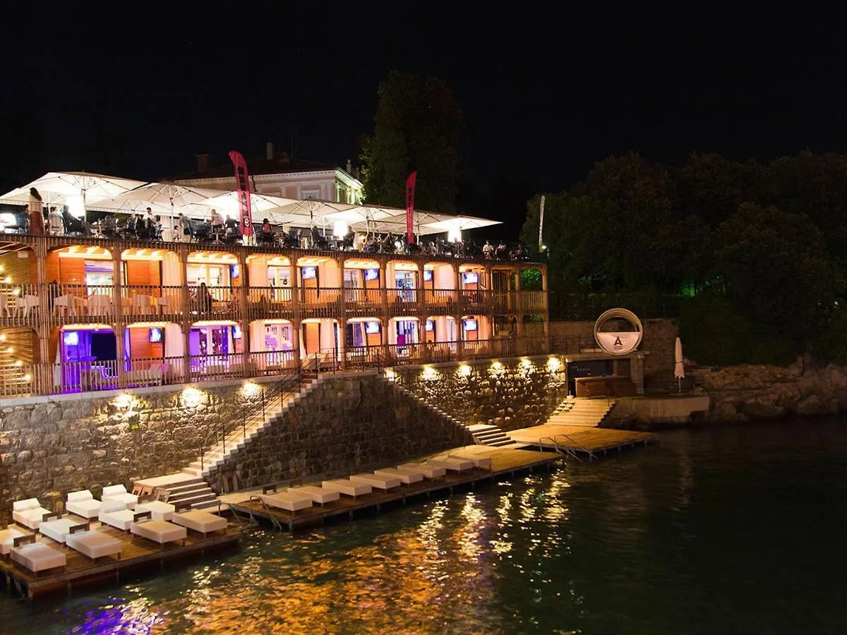 Apartments Ana Opatija