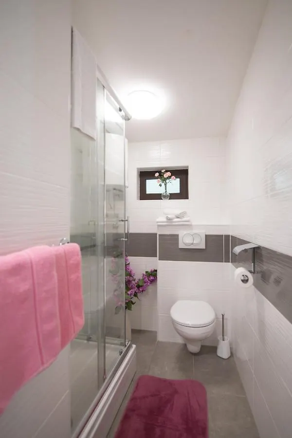 Apartments Ana Opatija