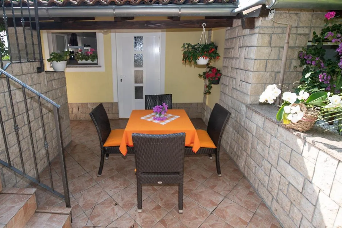Apartments Ana Opatija