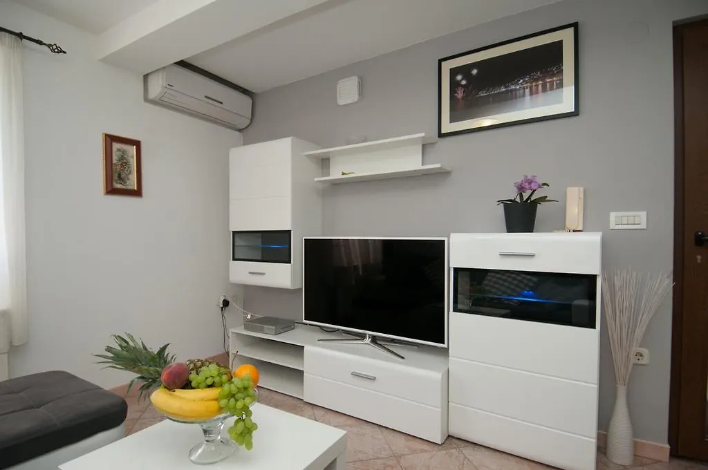 Apartments Ana Opatija